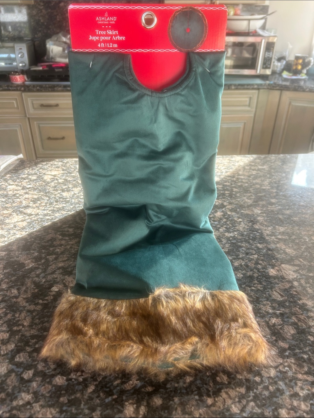 ASHLAND CHRISTMAS TREE SKIRT DARK GREEN VELVET W BROWN FAUX TRIN 4 FT NWT